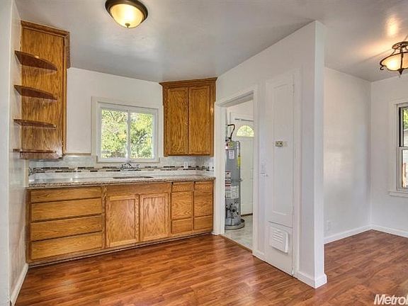 4th image of 257 Santiago Ave