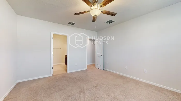 3839 Spruce Creek Dr — Photo 13