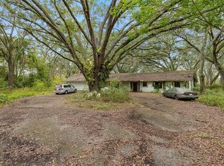 1016 Crystal Lake Rd, Lutz, FL 33548