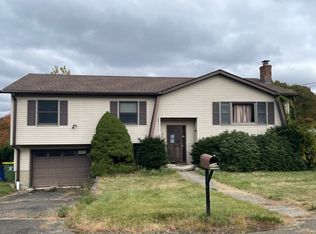 78 Chipper Rd, Waterbury, CT 06704