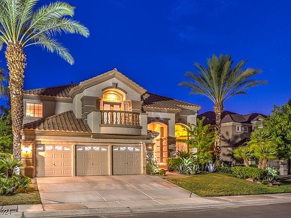3rd image of 8820 Cortile Dr