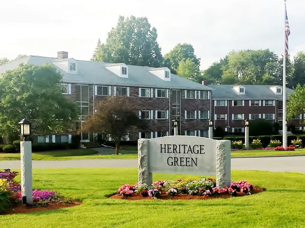 5 Fernview Ave APT 1, North Andover, MA 01845