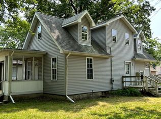 1003 S Nelson Ave, Kankakee, IL 60901