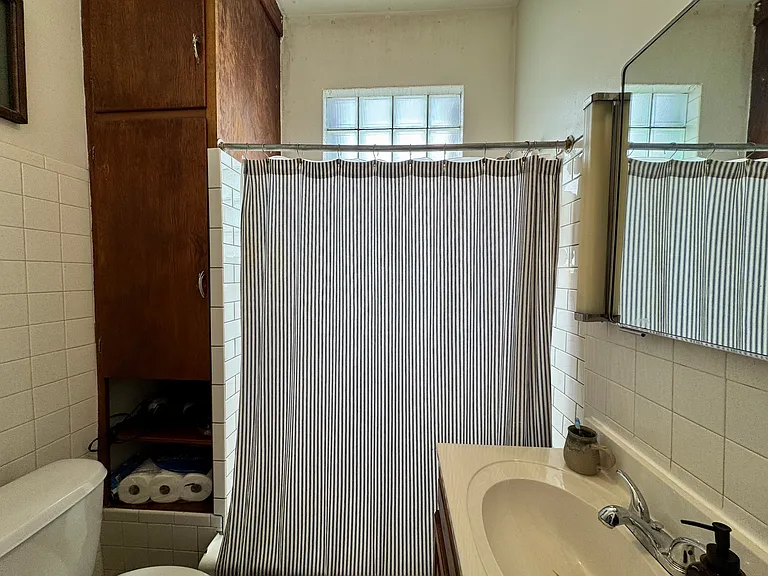 1145 W Webster Ave #3F — Photo 15