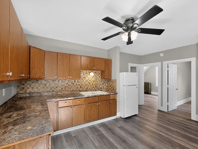 3045 N Dr William Finlayson St — Photo 2