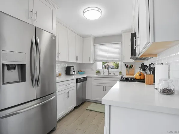 1138 Purdy St, Spring Valley, CA 91977