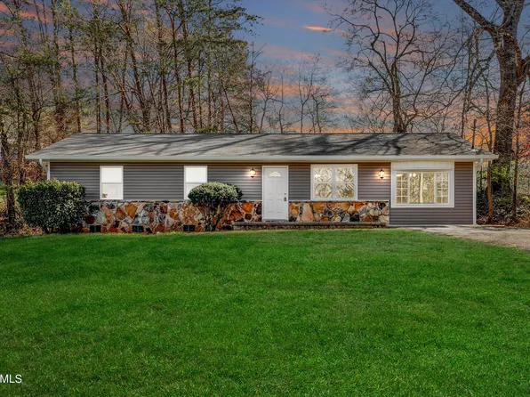 8204 Wagon Wheel Ln, Knoxville, TN 37920