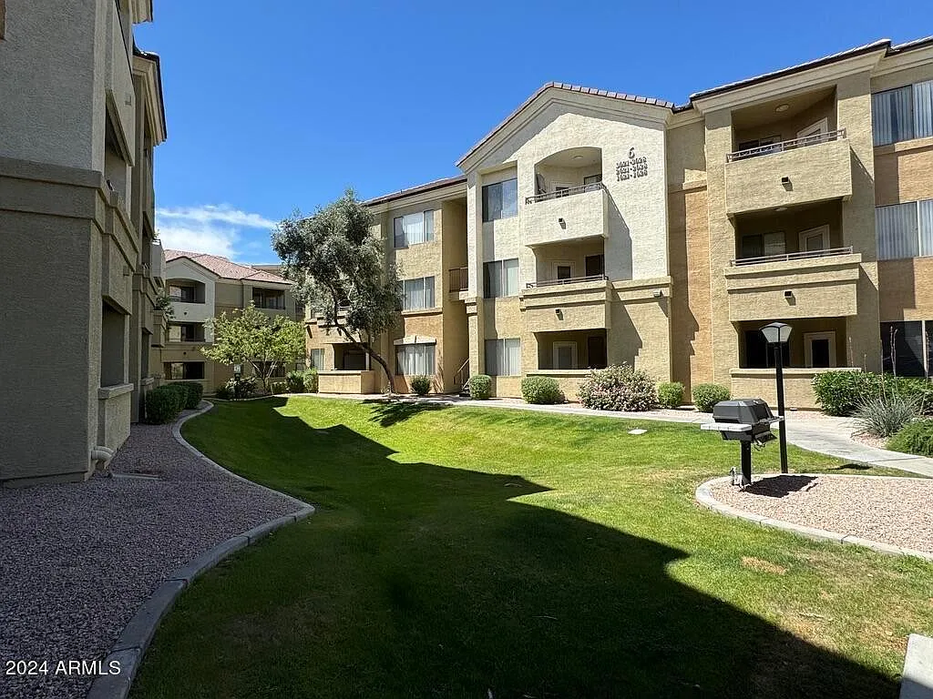 Building Photo - 18416 N Cave Creek Rd #2027