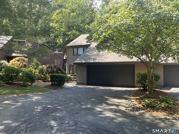 2nd image of 8 Ironwood Road #8