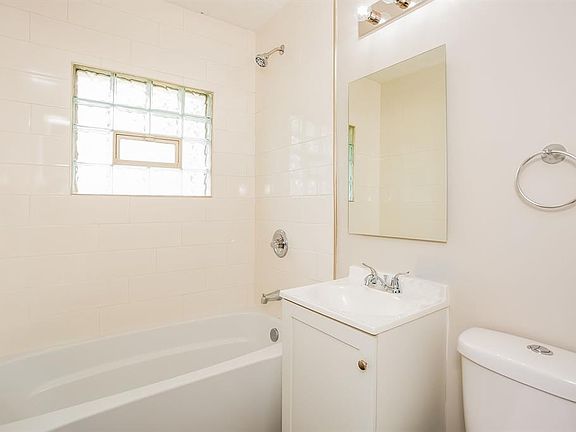 5th image of 7643 E 37th Pl
