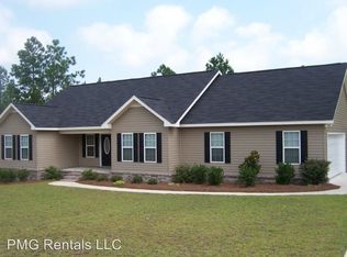 811 King Arthur Dr, Statesboro, GA 30458