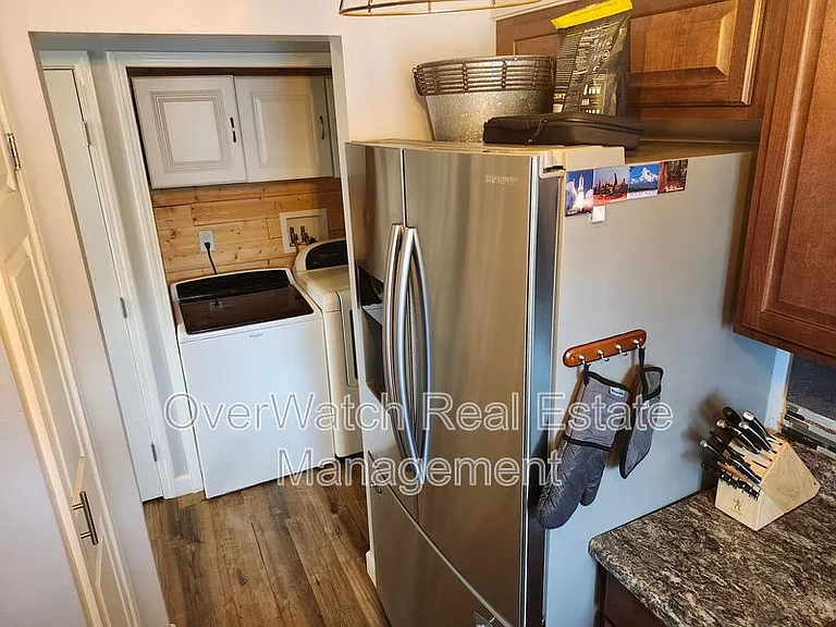 6329 E 32nd Ave #2 — Photo 4