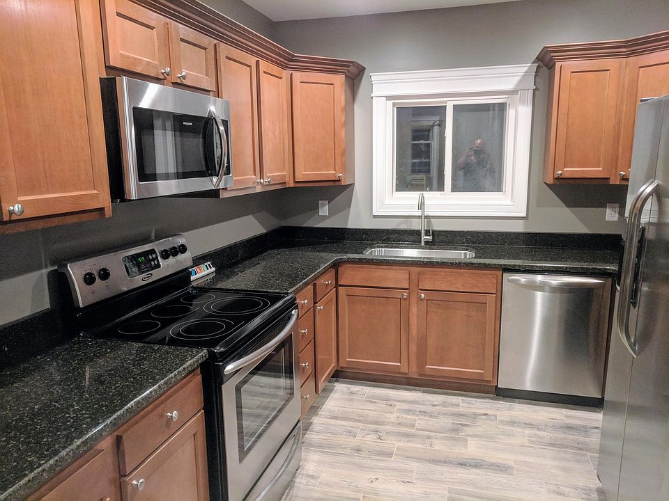 1st image of 114 Virgil Ave