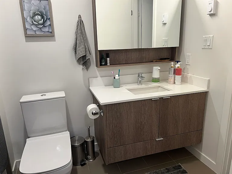 717 Breslay St #3F — Photo 11