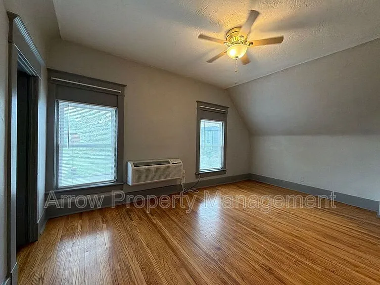 738 N 25th St #1 — Photo 3
