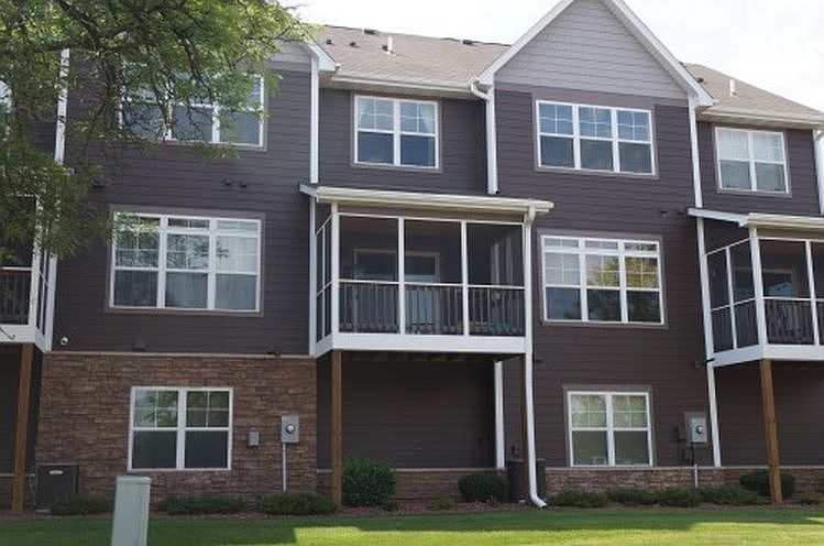 2nd image of 105 Alberta Ln
