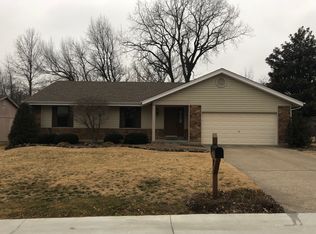 29 San Camille Dr, Saint Charles, MO 63303