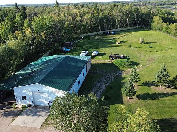 3rd image of 53348 Range Rd #211-14