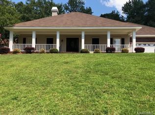 214 Scenic Dr, Elmore, AL 36025