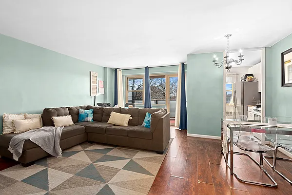 Sold by Christie's International Real Estate Group, LLC | media 1