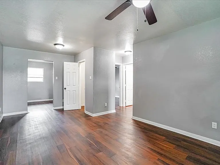 Dabney Apartments — Photo 5