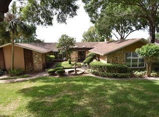 1102 Lake Francis Dr, Apopka, FL 32712