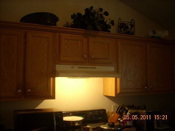 3rd image of 2974 Stone Creek Dr