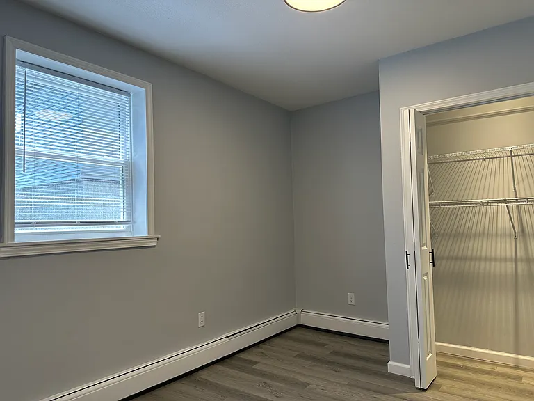 314 Oak St #12 — Photo 13