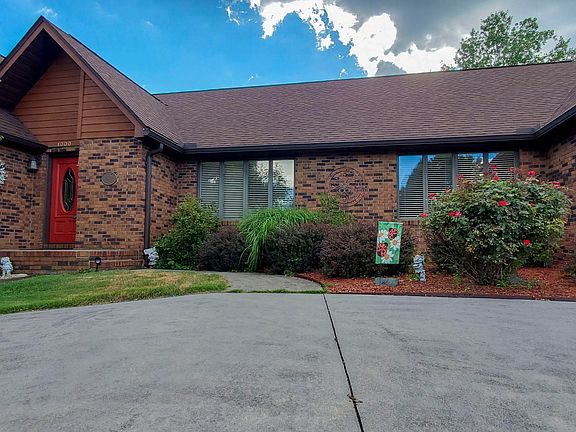 3rd image of 1000 Lawson Dr