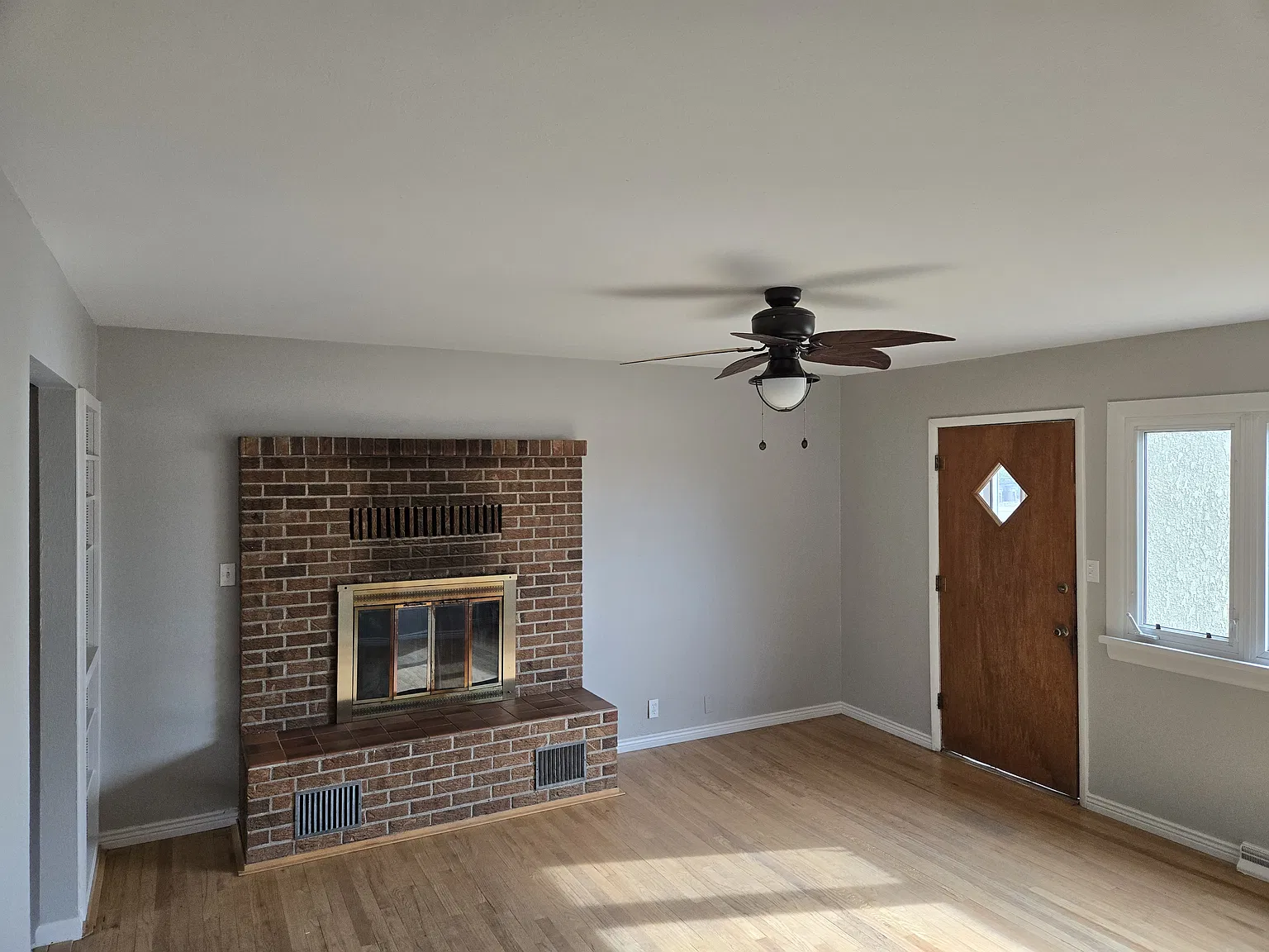 3 bed, 1120 sqft, $1,875 — Photo 2