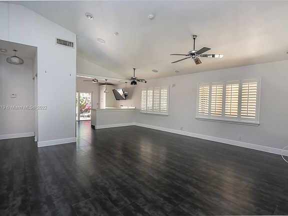 3rd image of 9881 NW 5th Pl