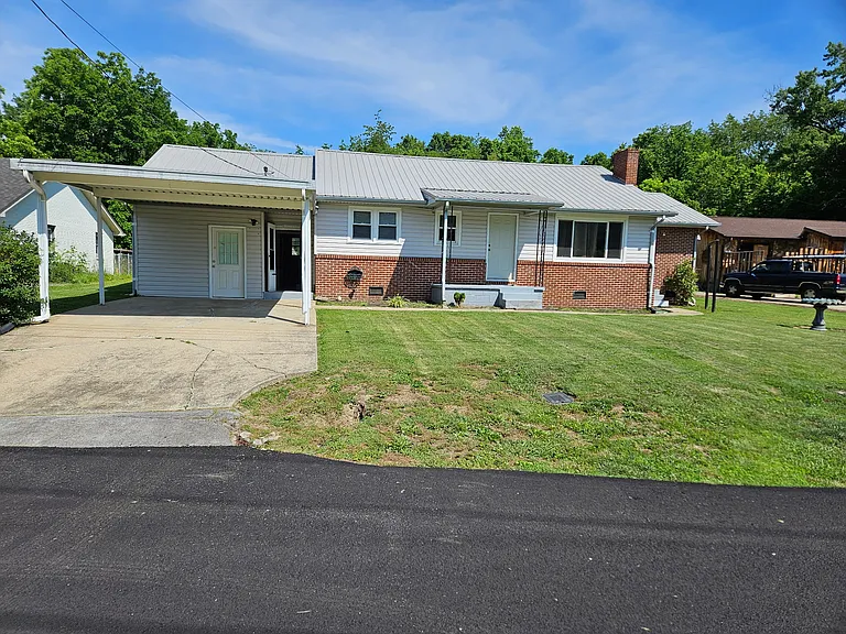 248 Clover Bottom Dr — Photo 8