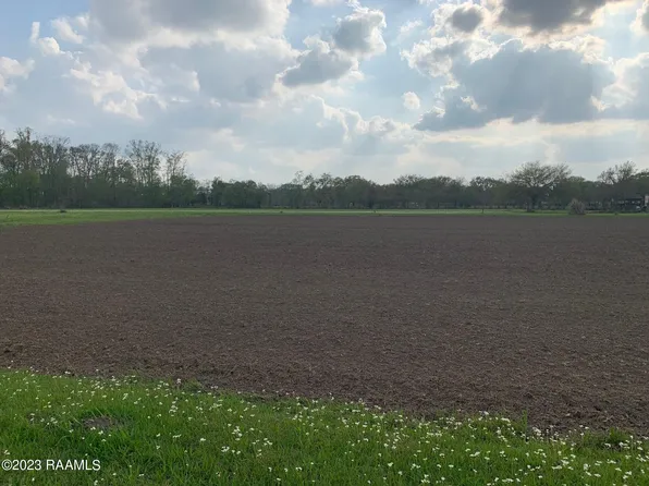 4A Vincent Guidry Rd, Breaux Bridge, LA 70517