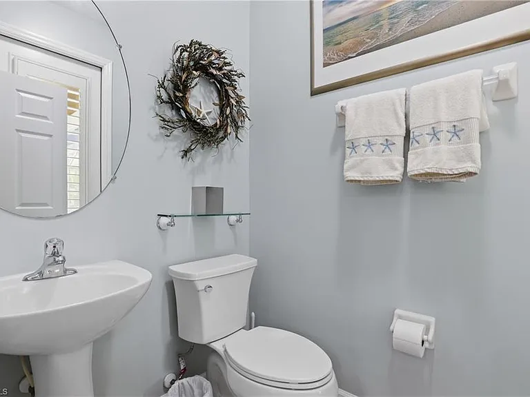 13818 Farnese Dr — Photo 22