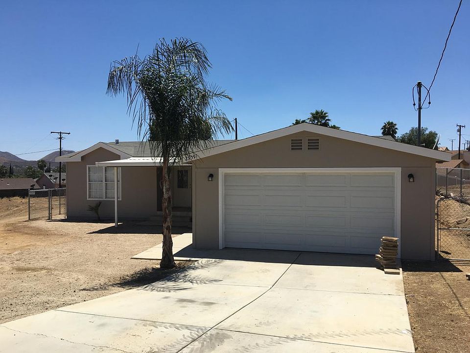 Just painted, all new lighting too