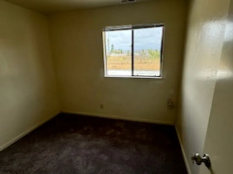 232 Green Meadow Dr #C — Photo 10