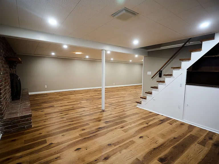 2432 Merriwood Dr — Photo 16