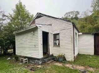 4530 Victoria Rd, Charleston, WV 25313