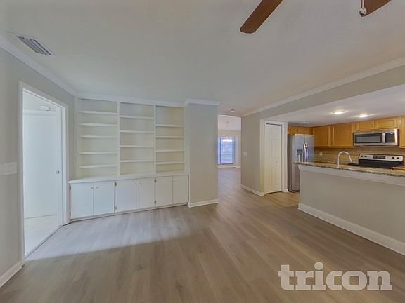 3rd image of 15803 Hampton Village Dr