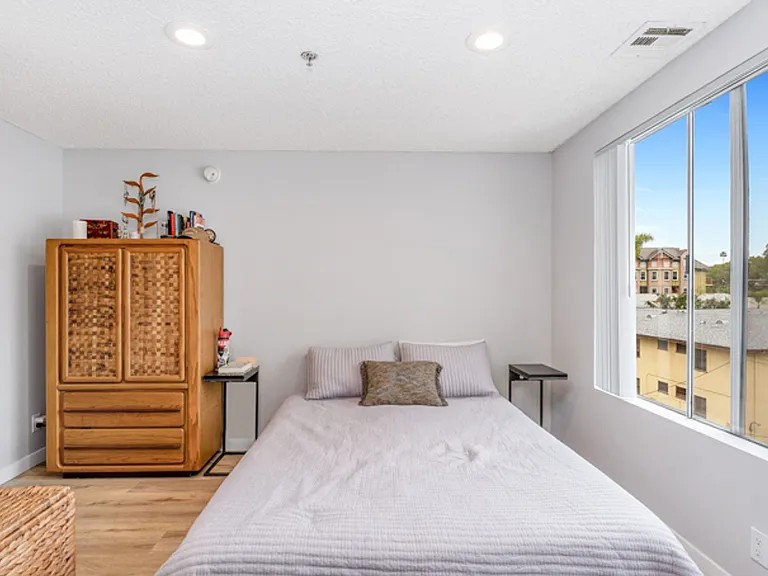 Reno Apartments — Photo 13