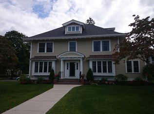 30 Old Colony Rd, Newton, MA 02467