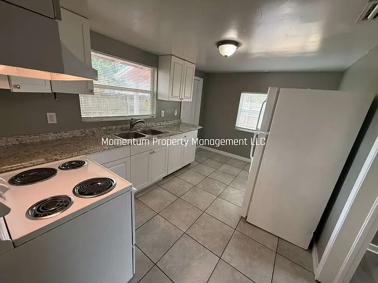 3616 Machado St — Photo 3
