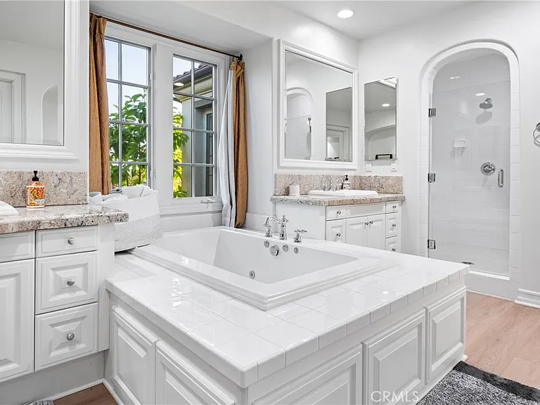 23 Castlerock — Photo 23