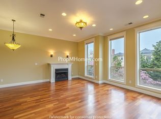 8 N Sumner St #8, Portland, OR 97217