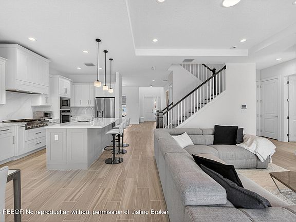 5th image of 12419 Nautilus Cir