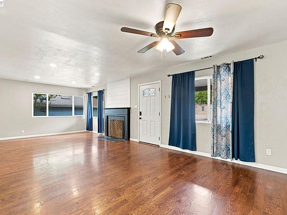 5th image of 1210 Highland Blvd