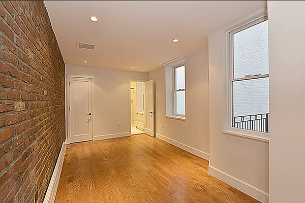 Rented by REAL New York | media 20