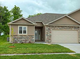 2107 E 1st St, Indianola, IA 50125