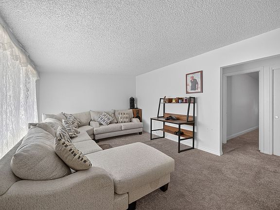 3rd image of 568 N Madison Ave