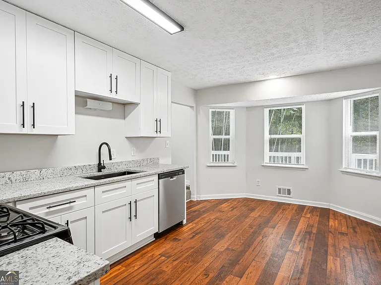 3688 Burnley Ct — Photo 9